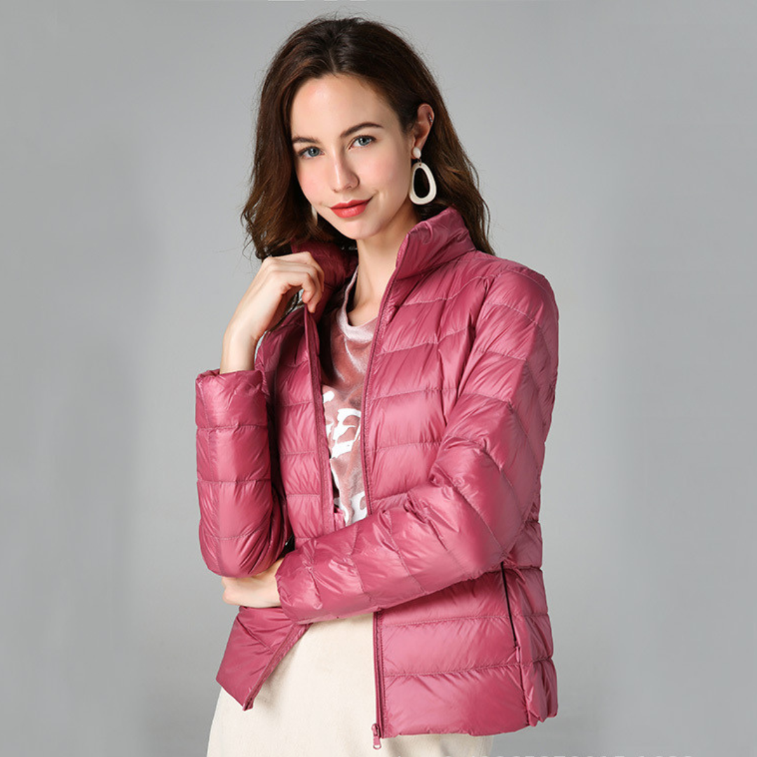 Myra | Ultraleichte Daunenjacke mit eleganten Falten