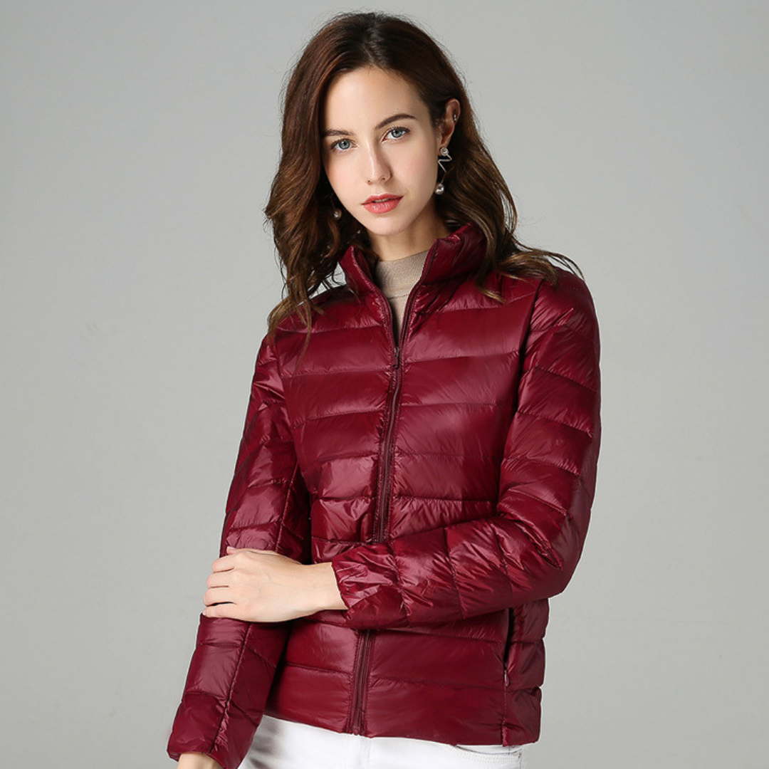 Myra | Ultraleichte Daunenjacke mit eleganten Falten