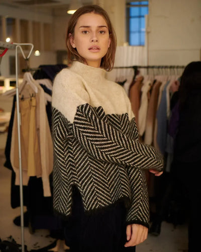 Mira | Eleganter Zopfpullover