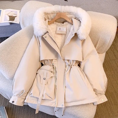 Amity | Elegante Winter-Daunenjacke mit Fell